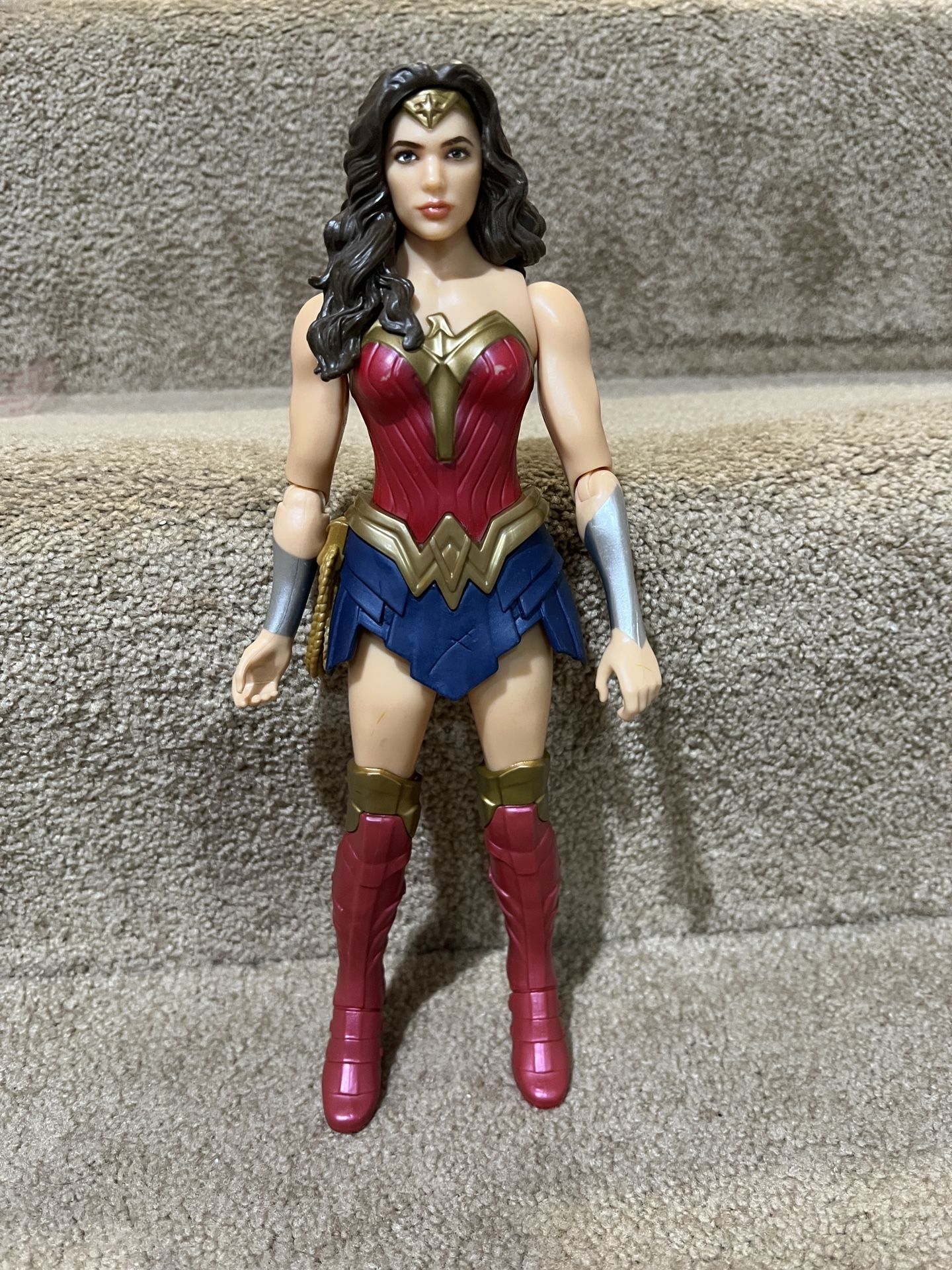 2015 Mattel Justice League True-Moves Series Wonder Woman Figure Doll 12”