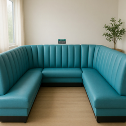 Vertical Channel Back Sectional Couch – Like New, U-Shaped, Leather - Stone Mountain, GA