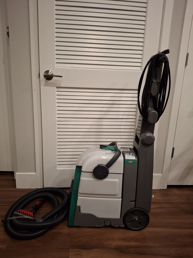 Carpet Cleaner Bissell