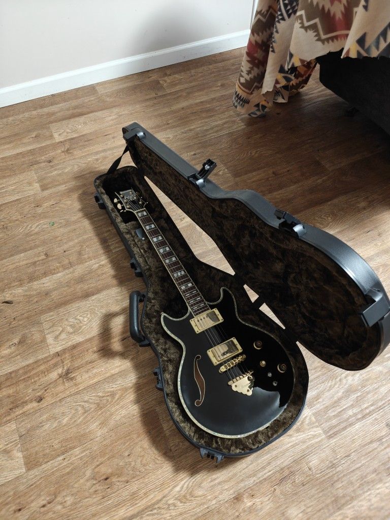 Ibanez AR520