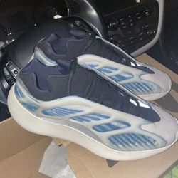 Yeezy 700 V3 Kyanite