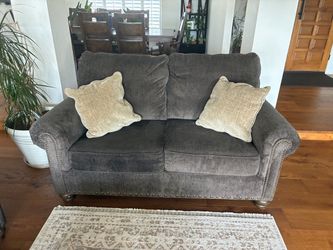 Love seat