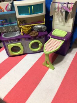 Barbie doll laundry center