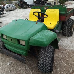 GATOR 4X2 READY TO WORK