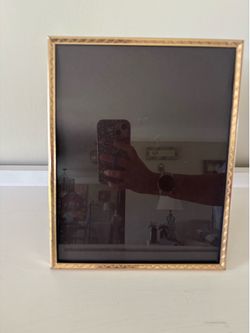 Gold Metal Photo Frame 8x10 Decorative Pattern Border Portrait Freestanding