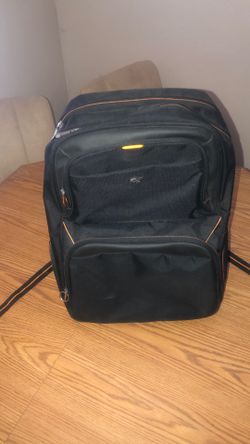SOLO COMPUTER BACKPACK