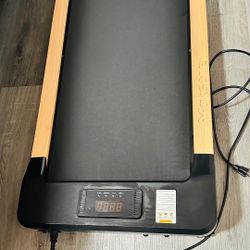 Bar-less Maksone Treadmill 6Miles/Hr With Remote