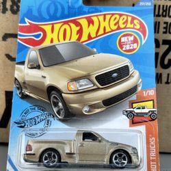 Hot Wheels '99 FORD F-150 SVT LIGHTNING 