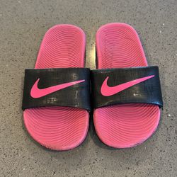 Sliders size 1Y Nike 