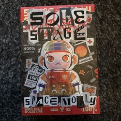 400 Percent Sole Stage Space Molly