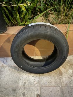 Tire 225/65