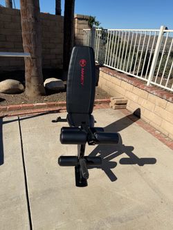 Leg extension machine