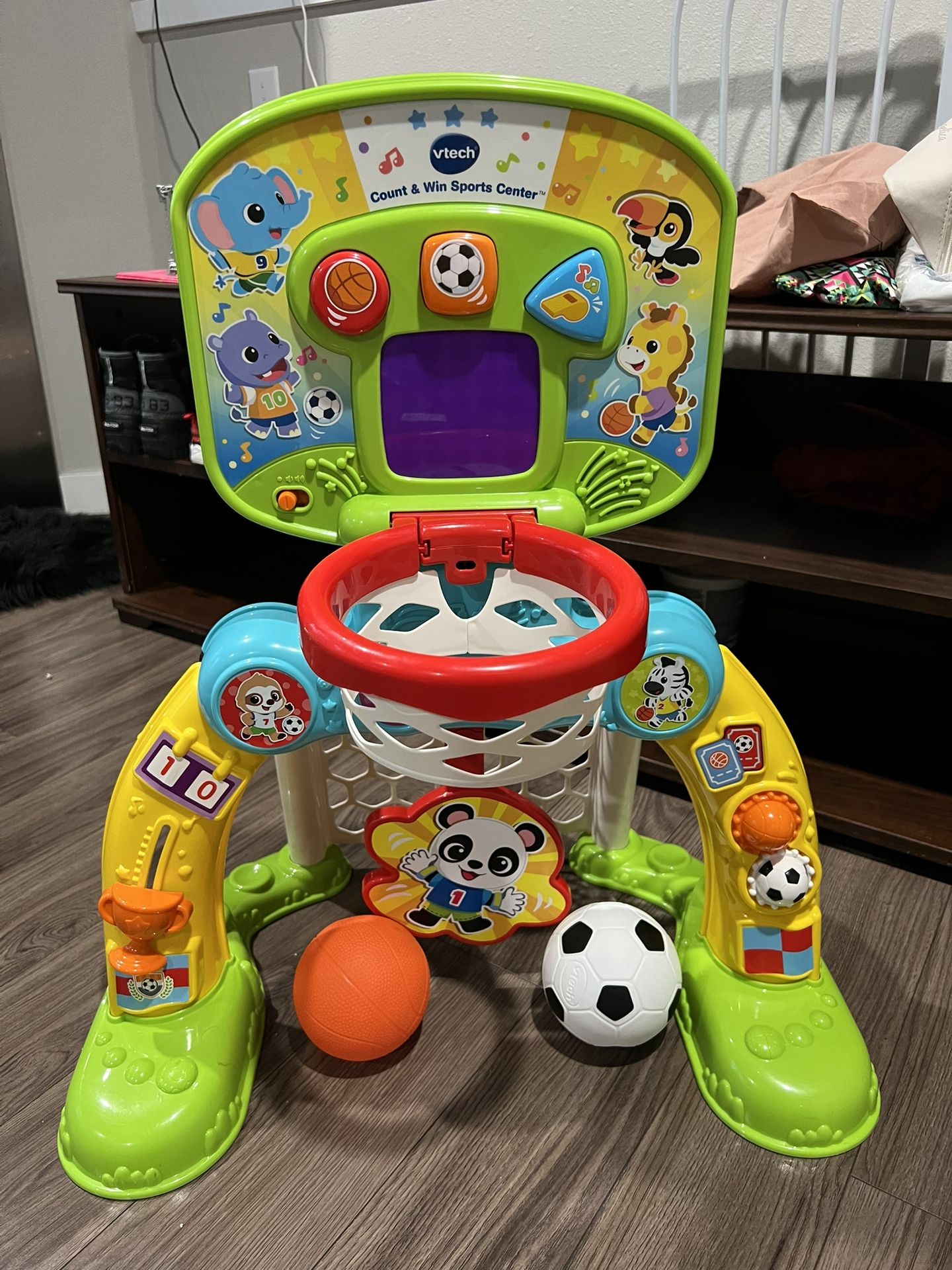 VTech Count & Win Sports Center with Accessories, Baby and Toddler Toys