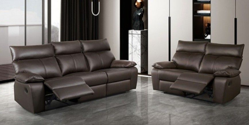 Brand New Brown Leather Modern Style Reclining Sofa & Loveseat
