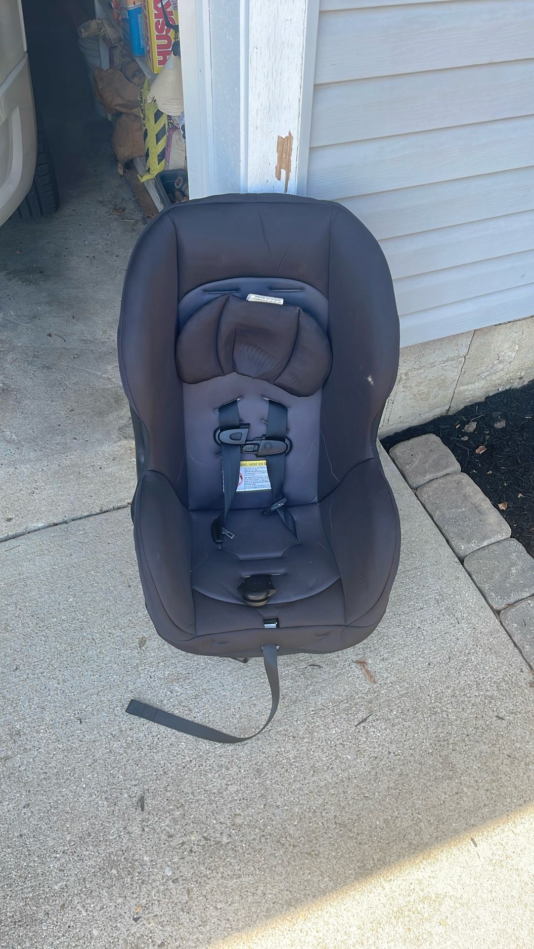 Rear Facing Baby Seat Expires 2030 Great Cond
