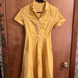 Vintage 50s Style Yellow Dress With Heart Buttons