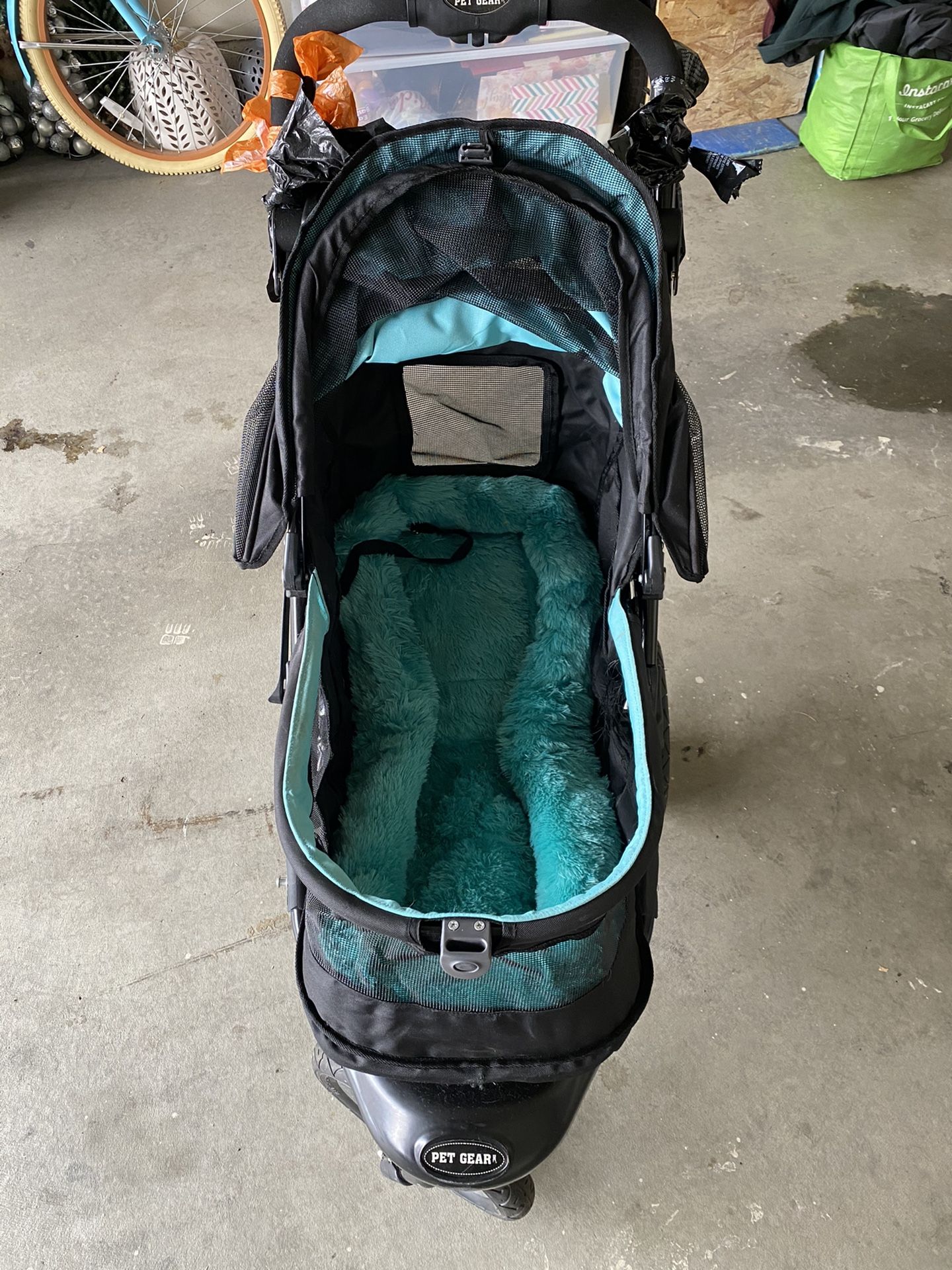 Dog stroller -up too 40lbs