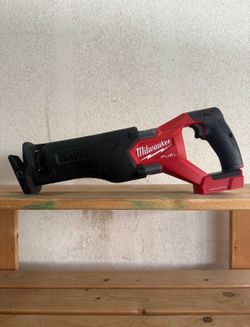 Milwaukee Sawzaw