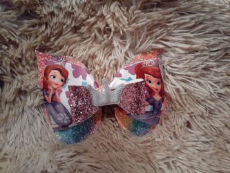 Sofia bow