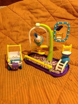 Little live pets clever keet kid set and playground