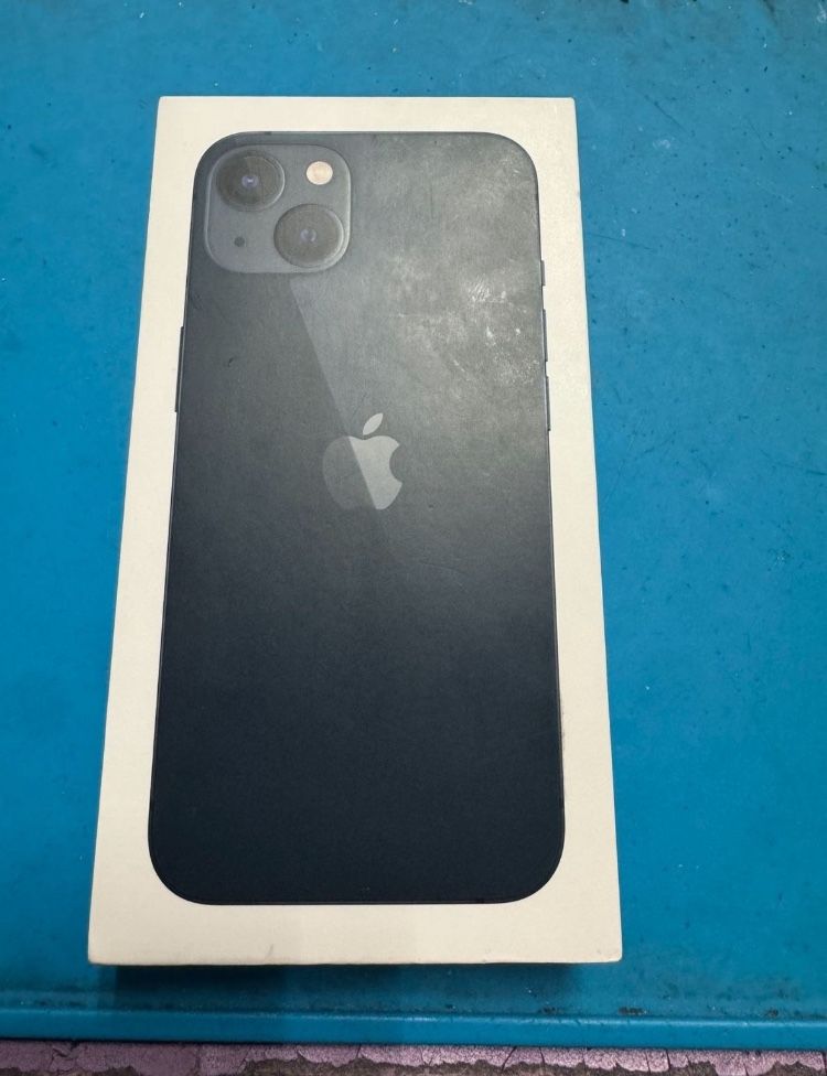 iPhone 13 AT&T / Cricket 128 Brand New in Box!! 