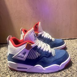 Messy room 4s Jordan’s 