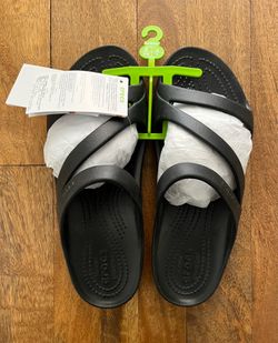 Crocs Kadee ll Sz 8 NWT