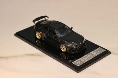 Limited Street Weapon 1:64 Adro M4