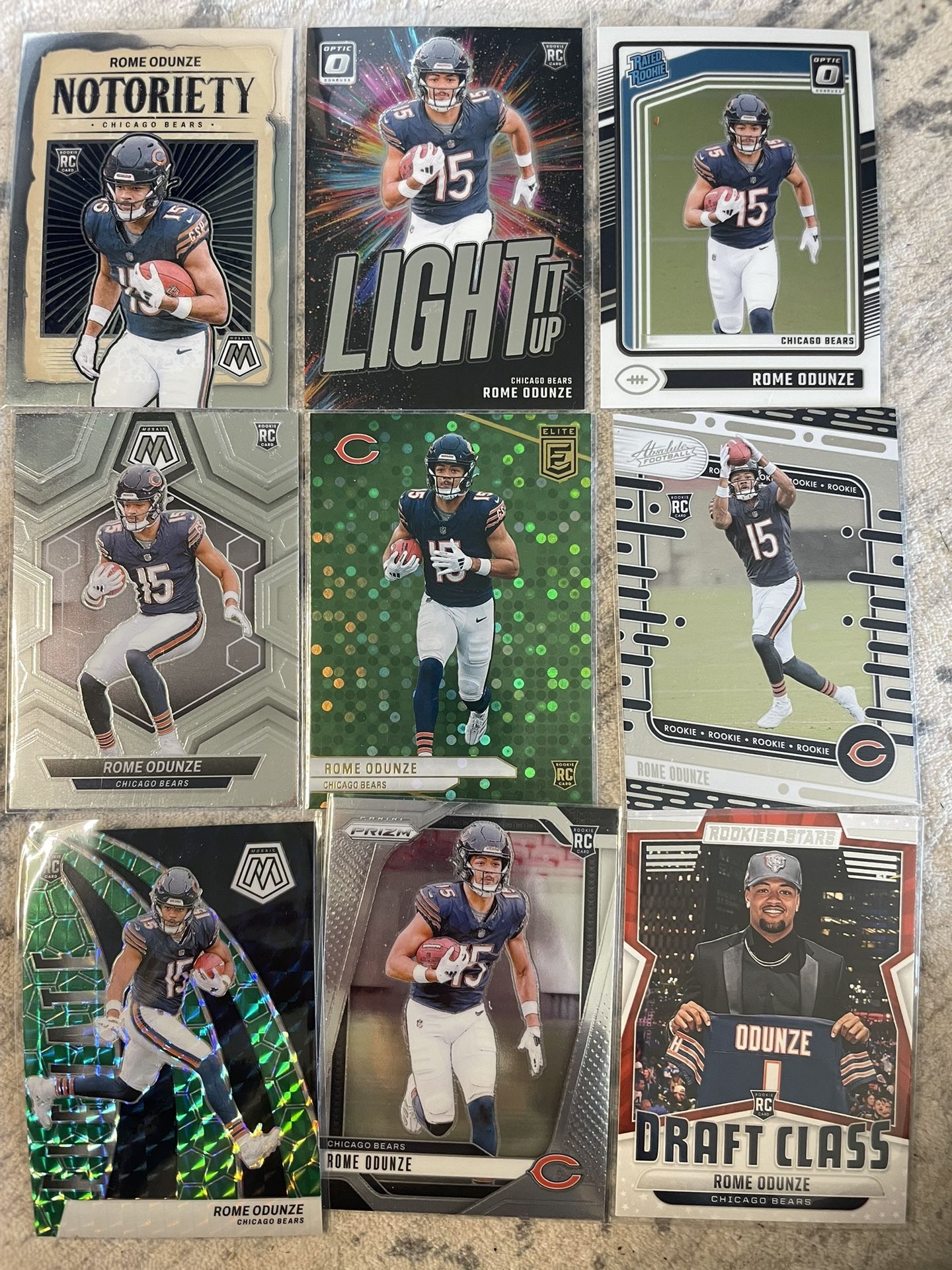 Rome Odunze Rookie Card Lot (9)
