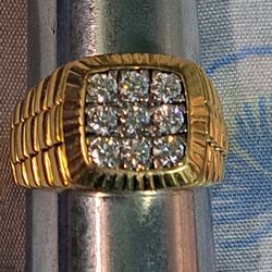 18k Gold 17.9g Size 11 Gold Diamond Ring With 1ct H Color Vvs Diamonds $2000 Firm Please No Offers