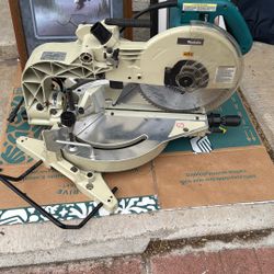 Makita Cutting Saw 