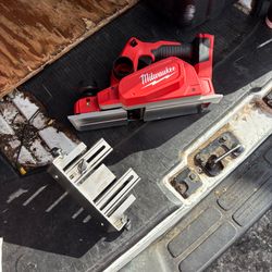 Milwaukee M18 Hand Planer