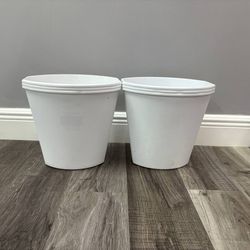 Medium White Trash Can (2 Sets of 3)