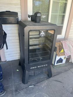 Pit Boss Smoker 