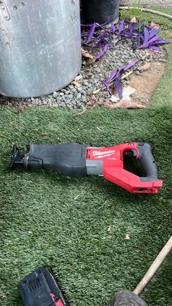 18 V Milwaukee super Sawzall