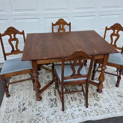 Vintagel Dining Room Table And Chairs
