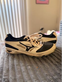 Mizuno metal baseball cleats