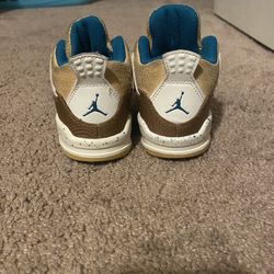 Air Jordan 4 Retro