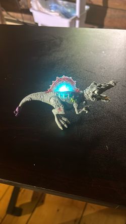 Glowing Smasher Dino