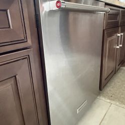 KitchenAid Built-In Dishwasher
