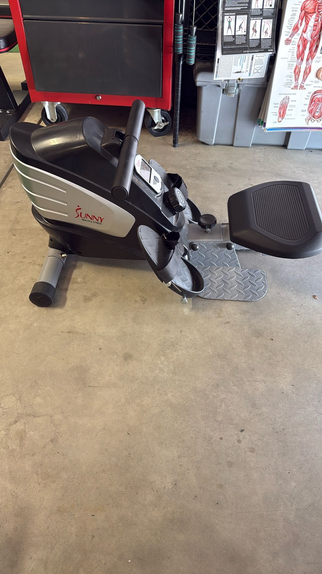 Sunny Health & Fitness Rowing Machine