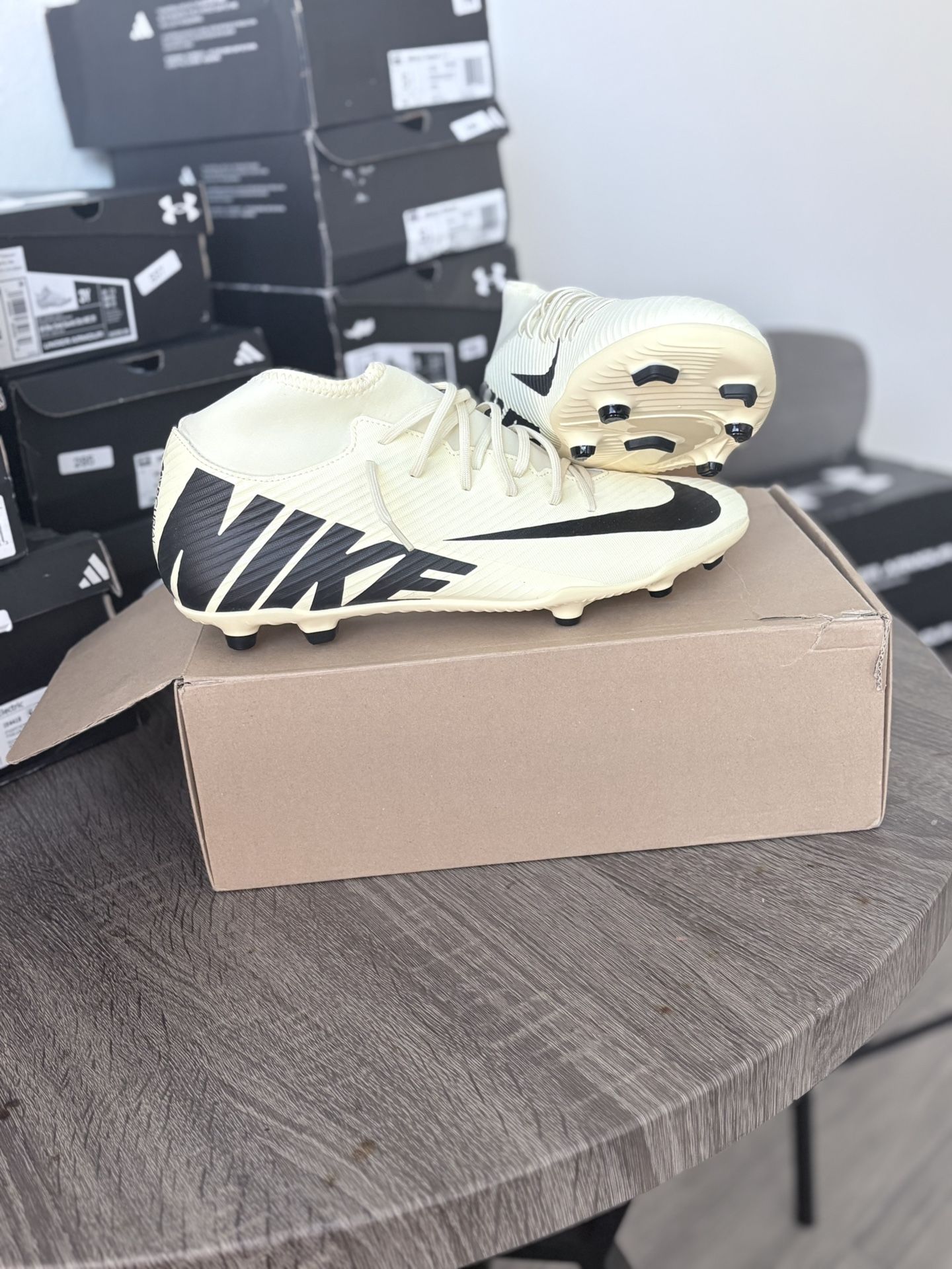 Nike Super Fly Cleats