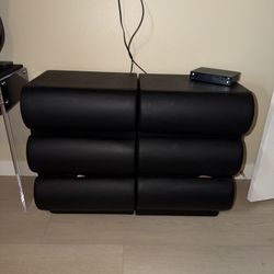 Dresser Chest 6 DRAWERS - Eviction SALE - Like NEW furniture 