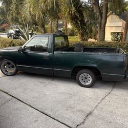 1994 Chevy , 2013 Ford 250 Ver Descripción 