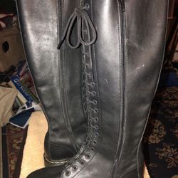 Original Doc Martens Women’s Boots Size 9M