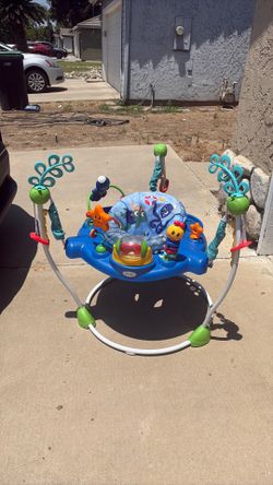Baby bouncer