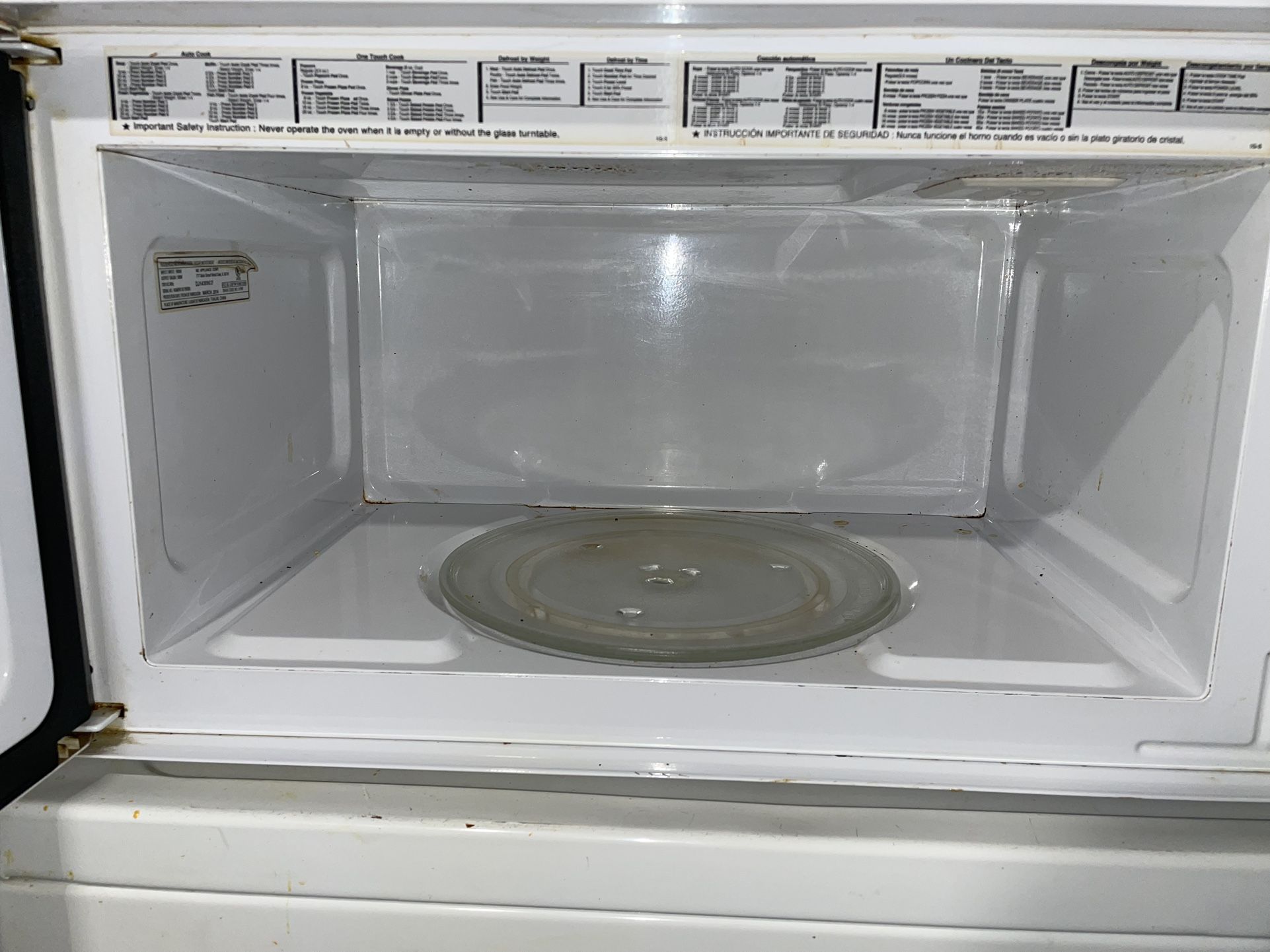 Whirlpool Microwave for Sale in Fresno, CA OfferUp