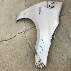 2016-2022 fender Toyota Prius