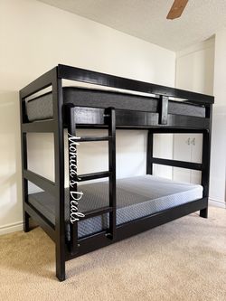 Solid Wood Twin Bunk Bed With Memory Foam Mattresses $600