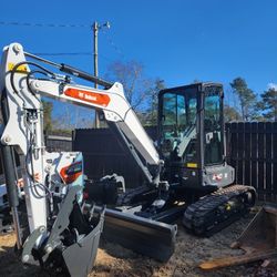 E40 Excavator